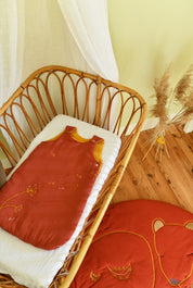 idée gigoteuse bebe, gigoteuse personnalisee, gigoteuse gaze de coton, tog 2, cadeau de naissance, design française, marque française, cadeau de naissance personnalise, cadeau personnalise, broderie française, l’oiseau bateau.