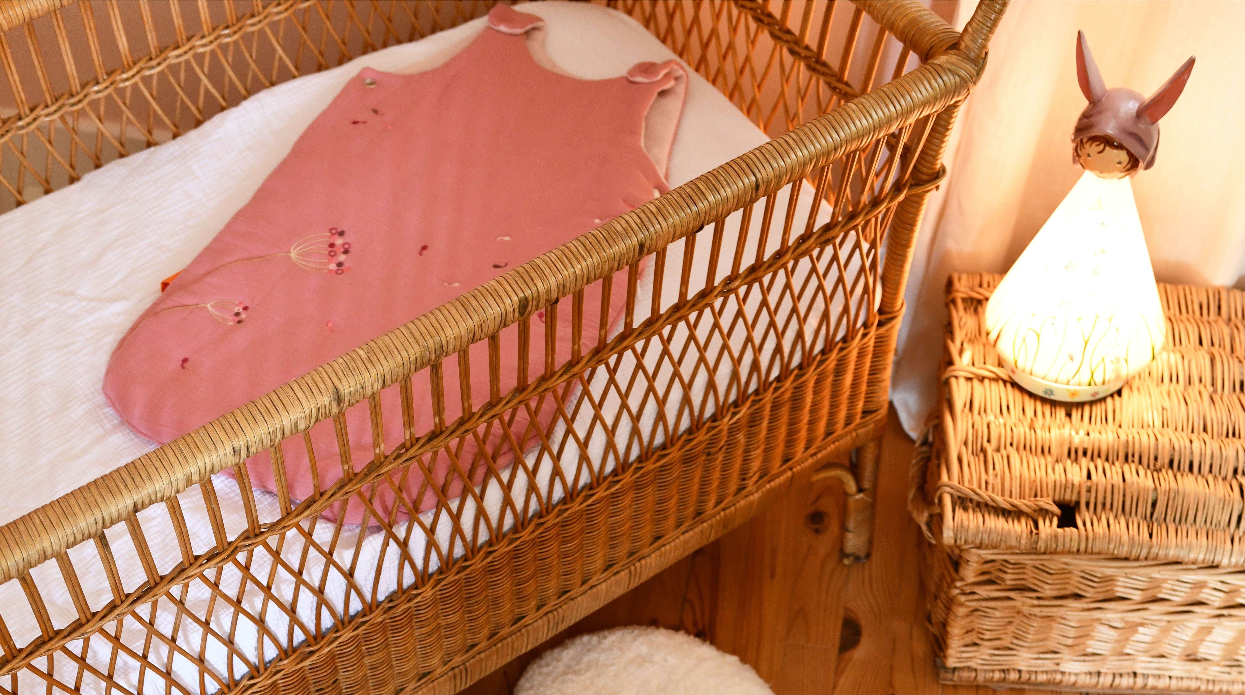 idée gigoteuse bebe, gigoteuse personnalisee, gigoteuse gaze de coton, tog 2, cadeau de naissance, design française, marque française, cadeau de naissance personnalise, cadeau personnalise, broderie française, l’oiseau bateau.