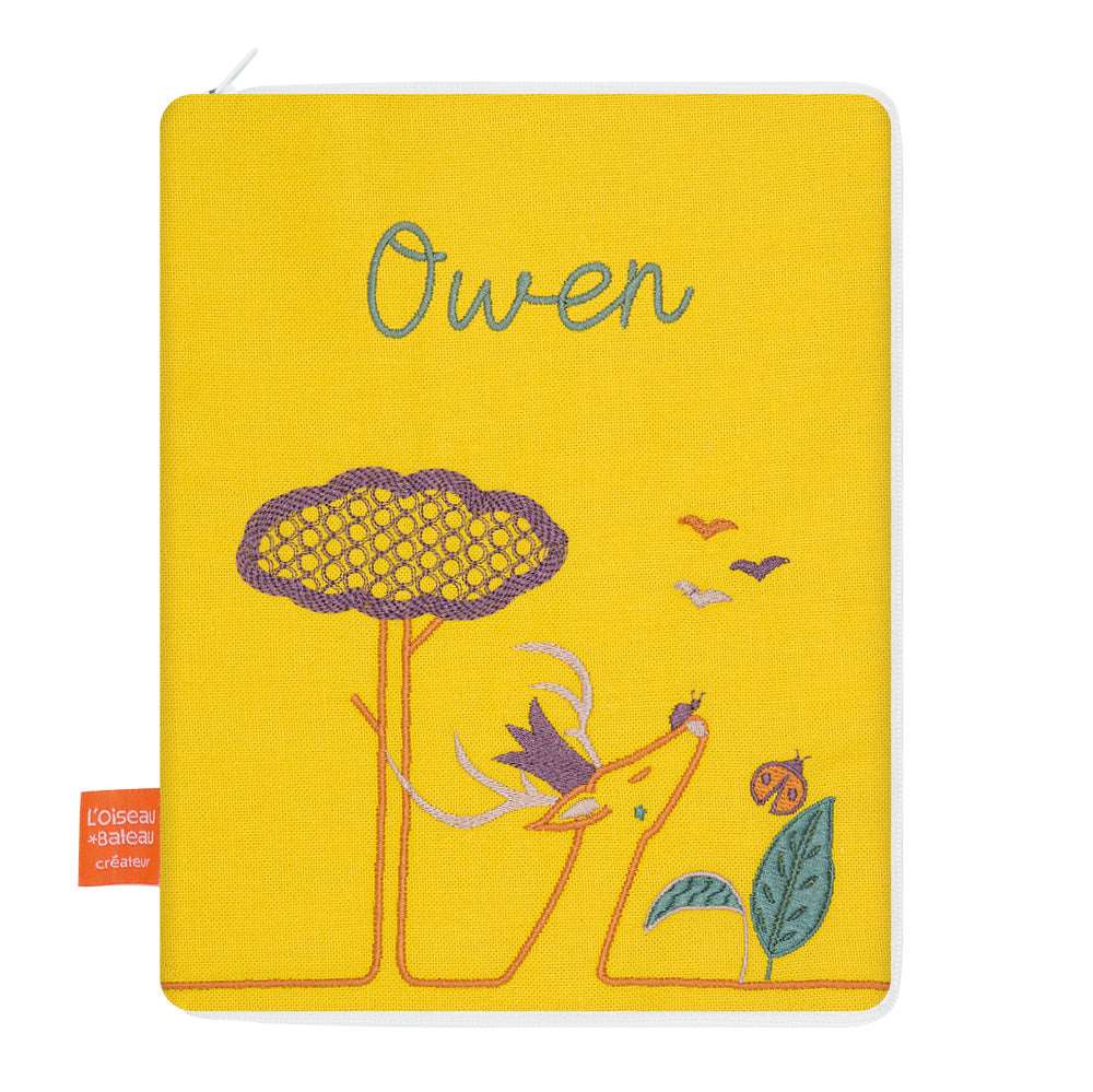 idee protege carnet de sante bebe, protege carnet de sante personnalise, theme daim, couleur jaune, tissus 100% coton oeko tex, cadeau de naissance personnalisé, cadeau de naissance original, design français, marque française, l'oiseau bateau, cadeau de noël bébé, cadeau de noël personnalisé