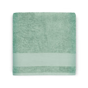 serviette enfant, serviette enfant personnalisee, serviette bebe, serviette bebe personnalise, cadeau de naissance, serviette personnalise, serviette 70 x 140, serviette 50 x 100, 100% coton oeko-tex, serviette absorbante enfant, design français, creation française, marque française, l'oiseau bateau, vert, pingouin