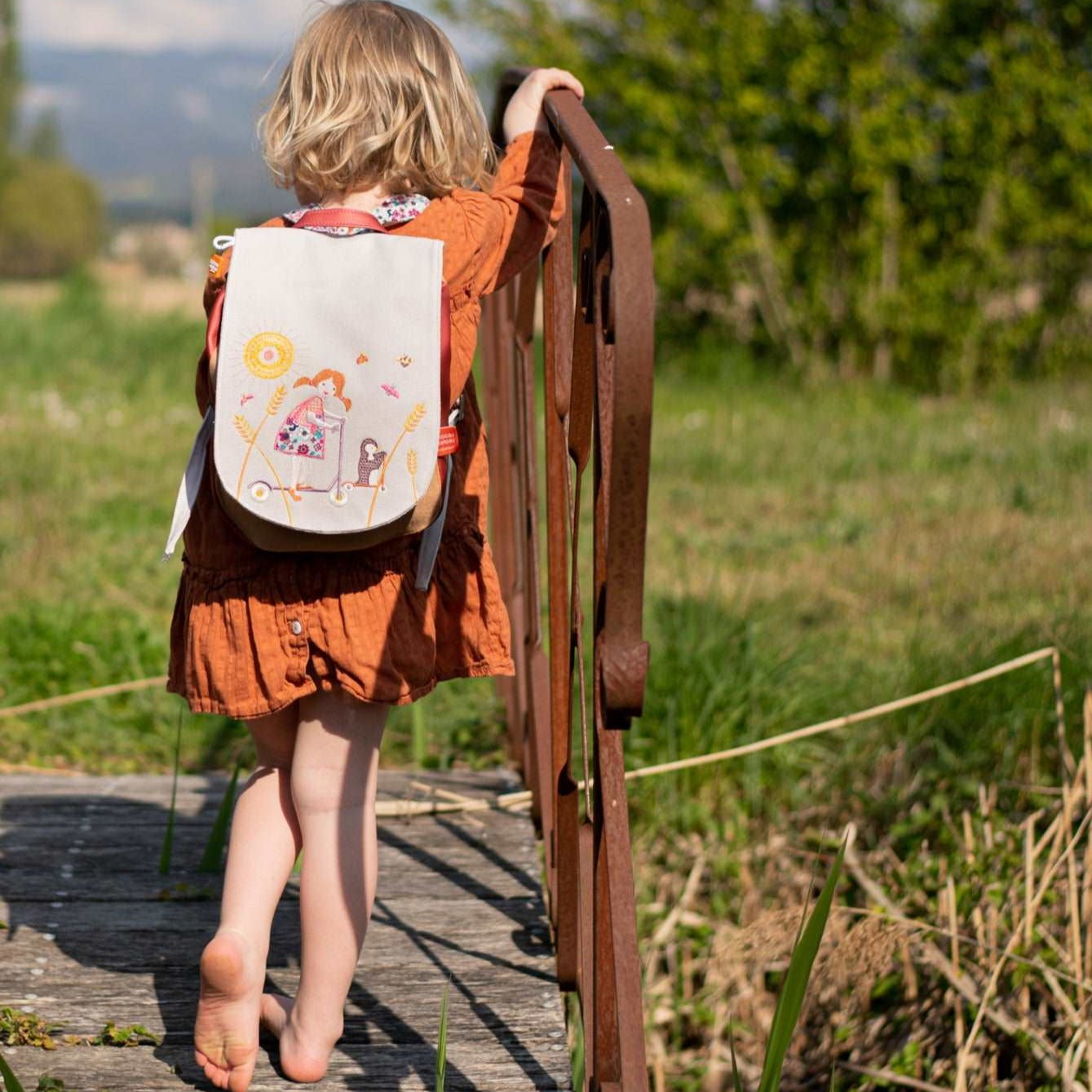 idee sac à dos enfant, idee sac à dos bebe, idee sac à dos maternelle, idee sac à dos maternelle, sac à dos bebe personnalise, sac a dos enfant personnalise, sac a dos avec prenom, sac a dos bebe brode, sac a dos enfant brode, sac ecole maternelle, sac brode personnalise, sac a dos personnalise, sac d ecole maternelle personnalise, sac a dos français enfant, sac a dos bebe français, sac personnalise, sac brode, creation française, design français, marque française, l’oiseau bateau, fille et trottinette