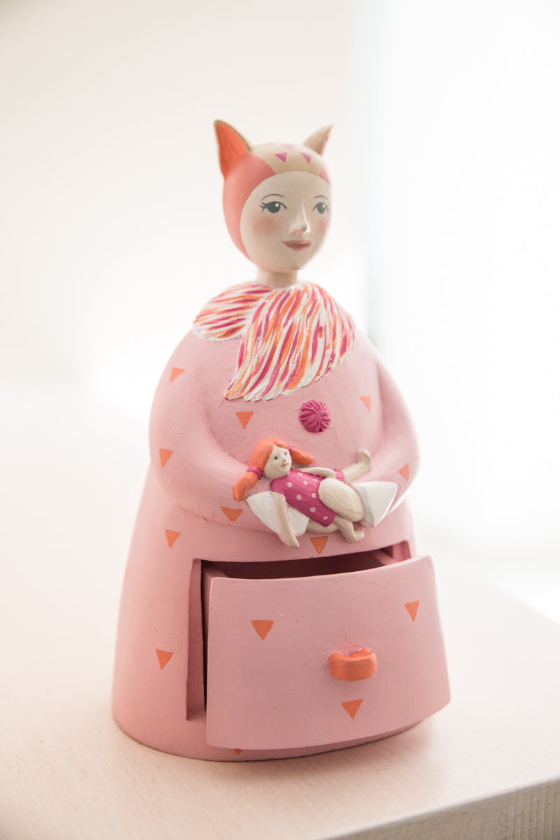 idee boite a bijoux pour enfant, decoration chambre enfant, fabrication artisanale, peint a la main, cadeau original pour enfant de l'oiseau bateau