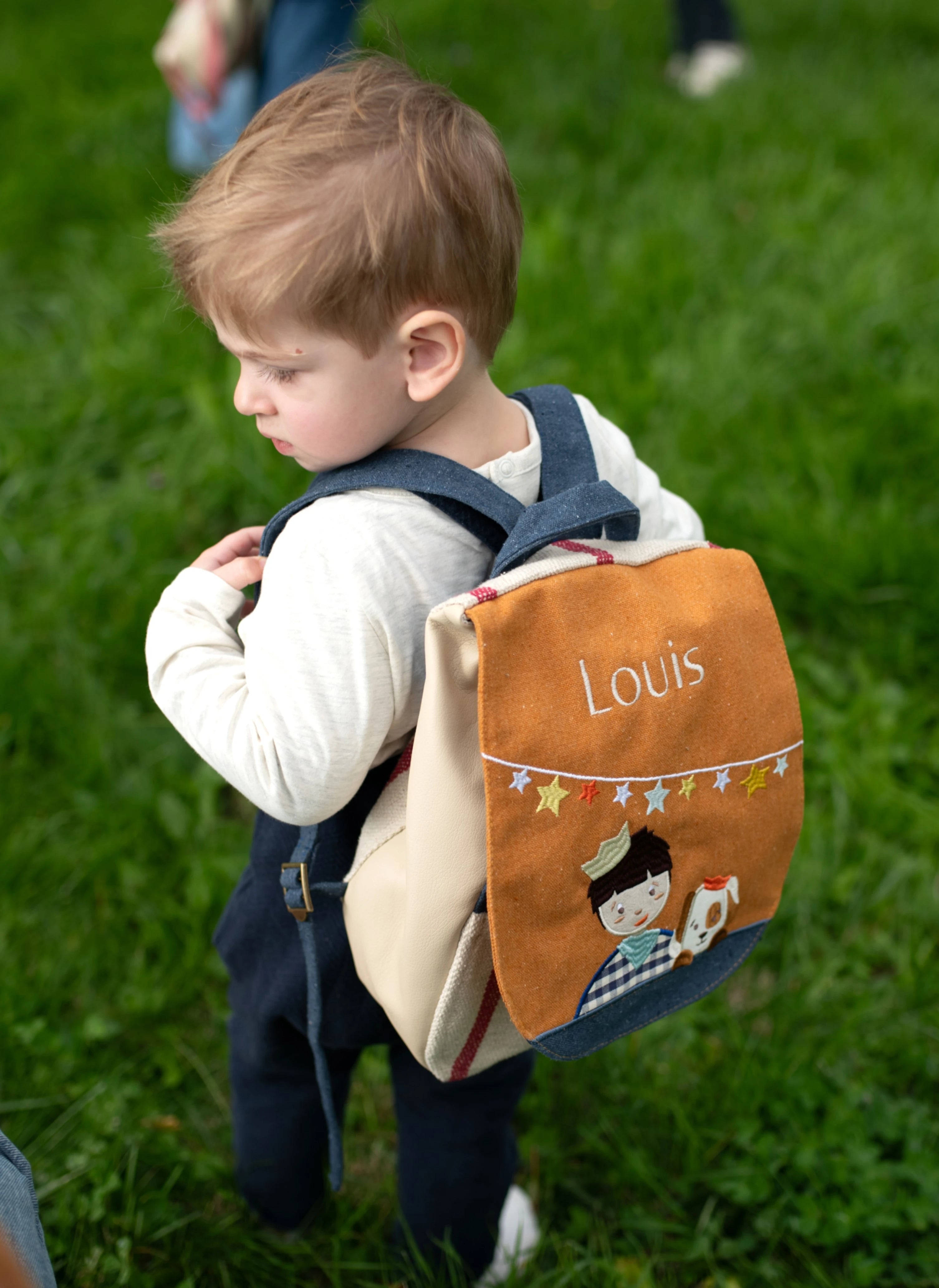 Sac à dos personnalisé, sac à dos bébé, sac à dos bébé personnalisé, sac à dos enfant, sac à dos enfant personnalisé, sac à dos brodé, sac à dos prénom brodé, sac à dos, sac à dos crèche, sac à dos maternelle, sac à dos naissance, cadeau de naissance, cadeau de naissance personnalisé, cadeau de naissance unique, cadeau de naissance original, sac bébé, sac enfant, sac personnalisé bébé, sac personnalisé enfant, sac à dos garçon, sac à dos bébé garçon, sac à dos bleu, sac à dos chien, Cadeau de noël bébé