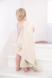 serviette enfant, serviette enfant personnalisee, serviette bebe, serviette bebe personnalise, cadeau de naissance, serviette personnalise, serviette 70 x 140, serviette 50 x 100, 100% coton oeko-tex, serviette absorbante enfant, design français, creation française, marque française, l'oiseau bateau, lin, daim