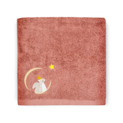 serviette enfant, serviette enfant personnalisee, serviette bebe, serviette bebe personnalise, cadeau de naissance, serviette personnalise, serviette 70 x 140, serviette 50 x 100, 100% coton oeko-tex, serviette absorbante enfant, design français, creation française, marque française, l'oiseau bateau, marsala, ecrureuil