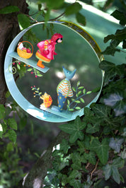 idee mobile en metal pour enfant, le loup et le chaperon rouge, mobile decoratif pour enfant, decoration de chambre d'enfant, mobile feerique, fabrication artisanale, peint a la main, creation française, marque française l'oiseau bateau, cadeau de naissance original