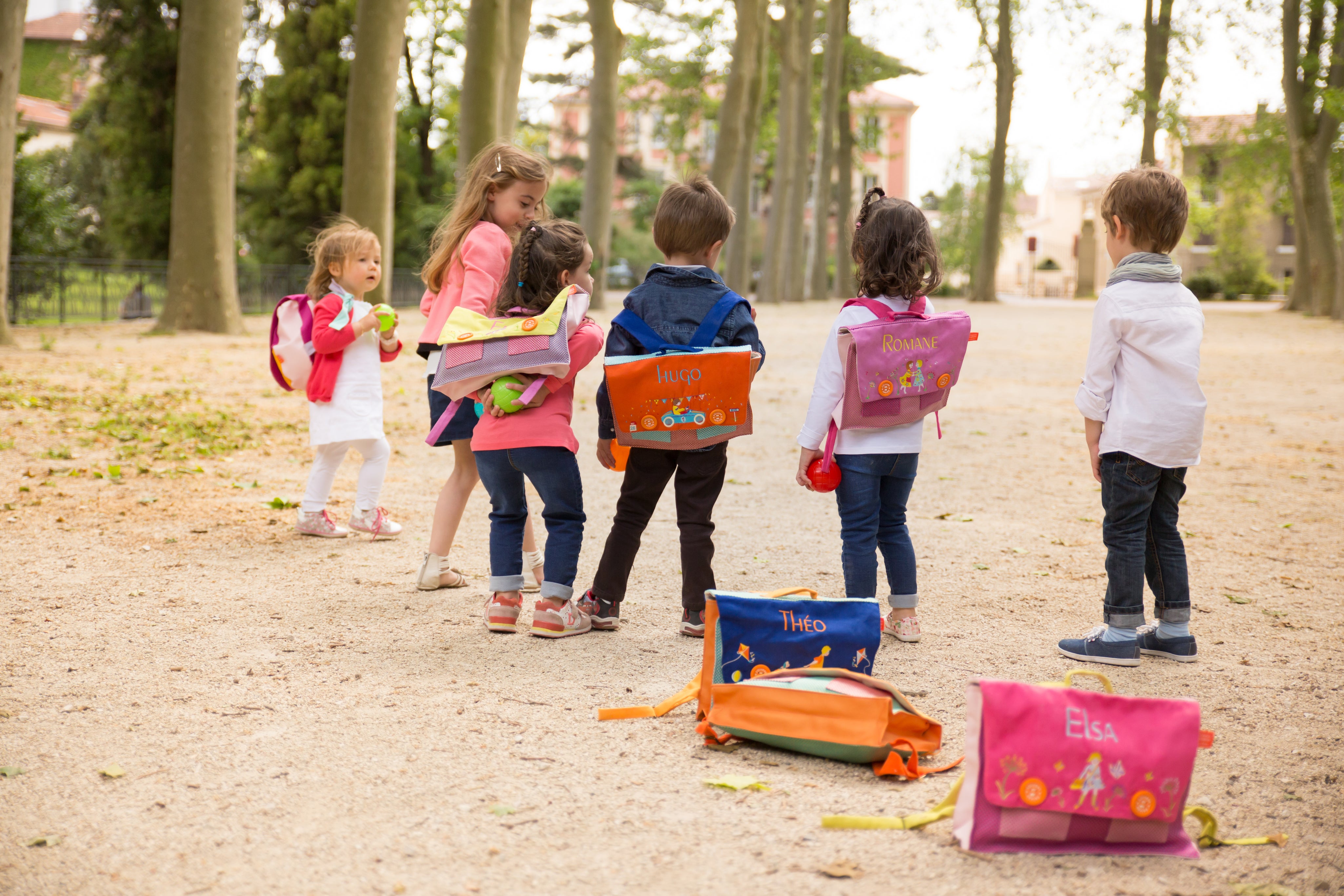 idee cartable maternelle, cartable enfant personnalise, cartable personnalisable, cartable avec prenom, cadeau premiere rentree, rentree maternelle, theme chien, coton 100% oeko-tex, creation française, design français, marque française, l’oiseau bateau. 