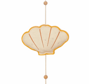 idee mobile decoratif pour enfant en forme de tortue, decoration chambre d'enfant, mobile pour bebe en tissu, mobile perle bois naturel, creation française, marque française, l'oiseau bateau