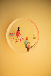 idee mobile en metal pour enfant, blanche neige, mobile decoratif pour enfant, decoration de chambre d'enfant, mobile feerique, fabrication artisanale, peint a la main, creation française, marque française l'oiseau bateau, cadeau de naissance original