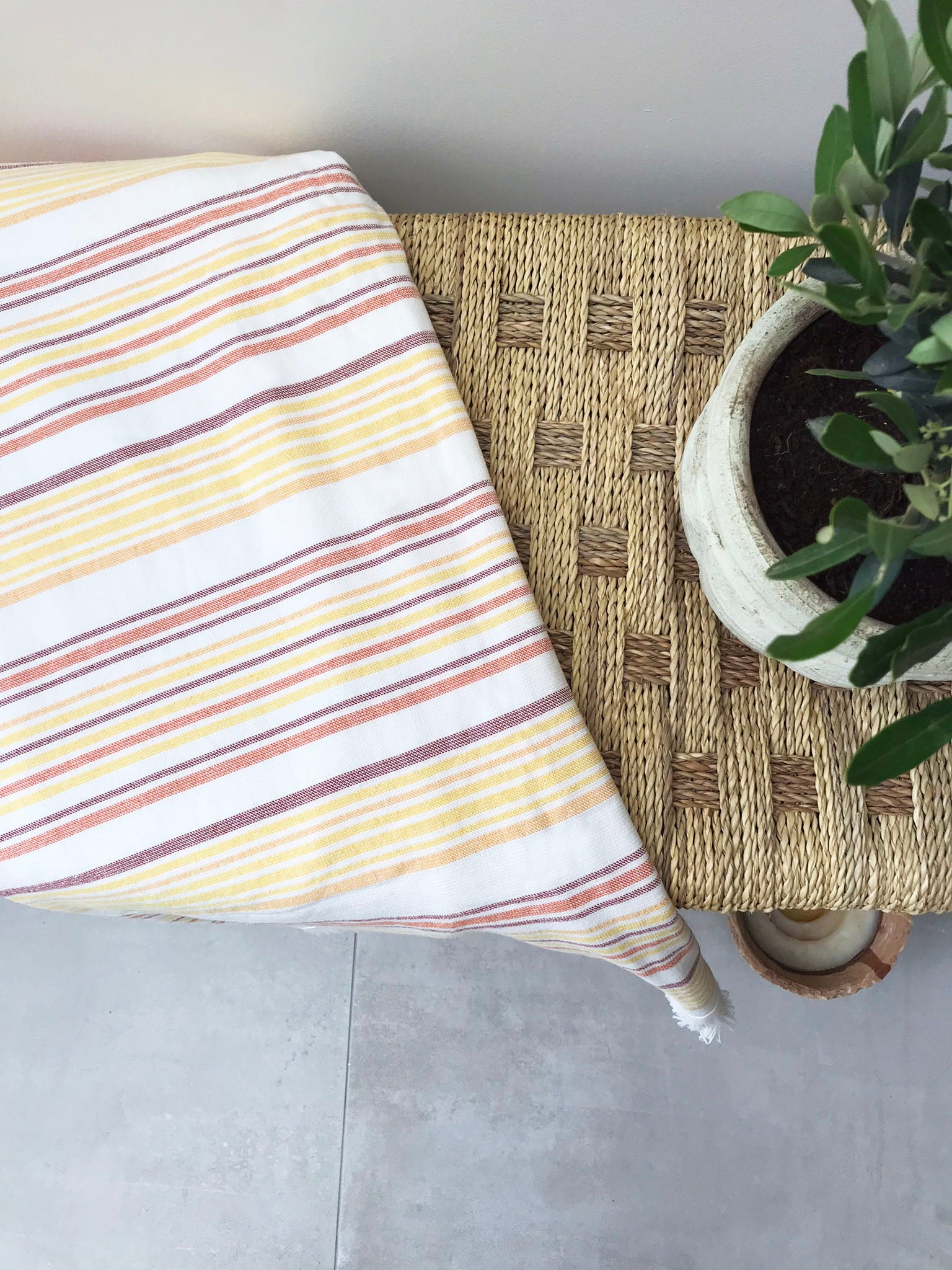 fouta enfant, fouta personnalisee enfant, fouta parent, matchy match, fouta plage enfant, fouta plage personnalisee, fouta grande taille, fouta 100% coton oeko-tex, design français, creation française, marque française, l'oiseau bateau, jaune