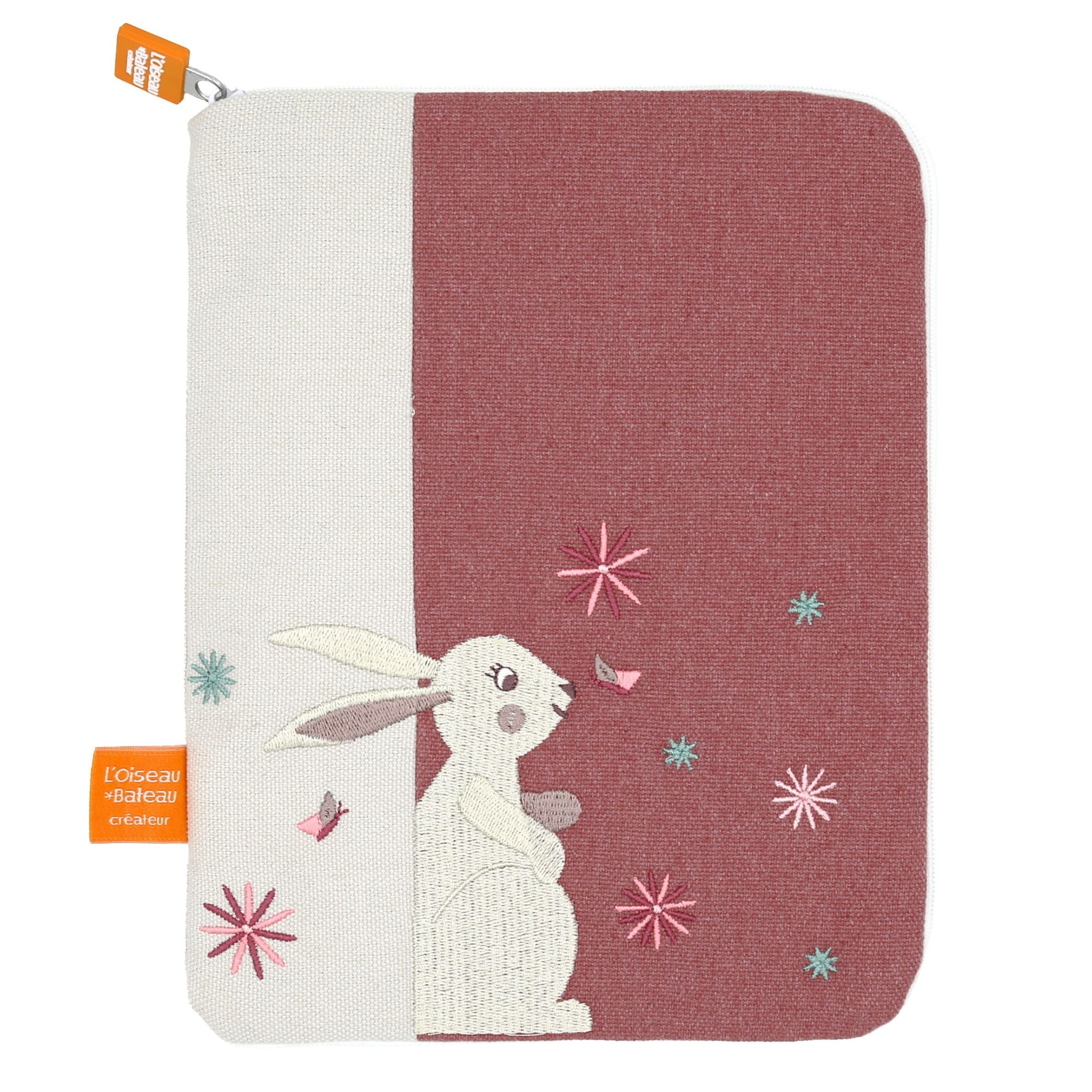 protège carnet de santé bébé, protège carnet de santé personnalisé, protège carnet de santé personnalisé bébé, idée protège carnet de santé, protège carnet de santé enfant, protège carnet de santé personnalisé enfant, couverture carnet de santé, couverture personnalisée carnet de santé, protège carnet de santé personnalisable, protège carnet de santé personnalisable bébé, protège carnet de santé brodé, protège carnet de santé brodé enfant, cadeau de naissance, cadeau de naissance personnalisé, 