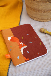 protège carnet de santé bébé, protège carnet de santé personnalisé, protège carnet de santé personnalisé bébé, idée protège carnet de santé, protège carnet de santé enfant, protège carnet de santé personnalisé enfant, couverture carnet de santé, couverture personnalisée carnet de santé, protège carnet de santé personnalisable, protège carnet de santé personnalisable bébé, protège carnet de santé brodé, protège carnet de santé brodé enfant, cadeau de naissance, cadeau de naissance personnalisé, 