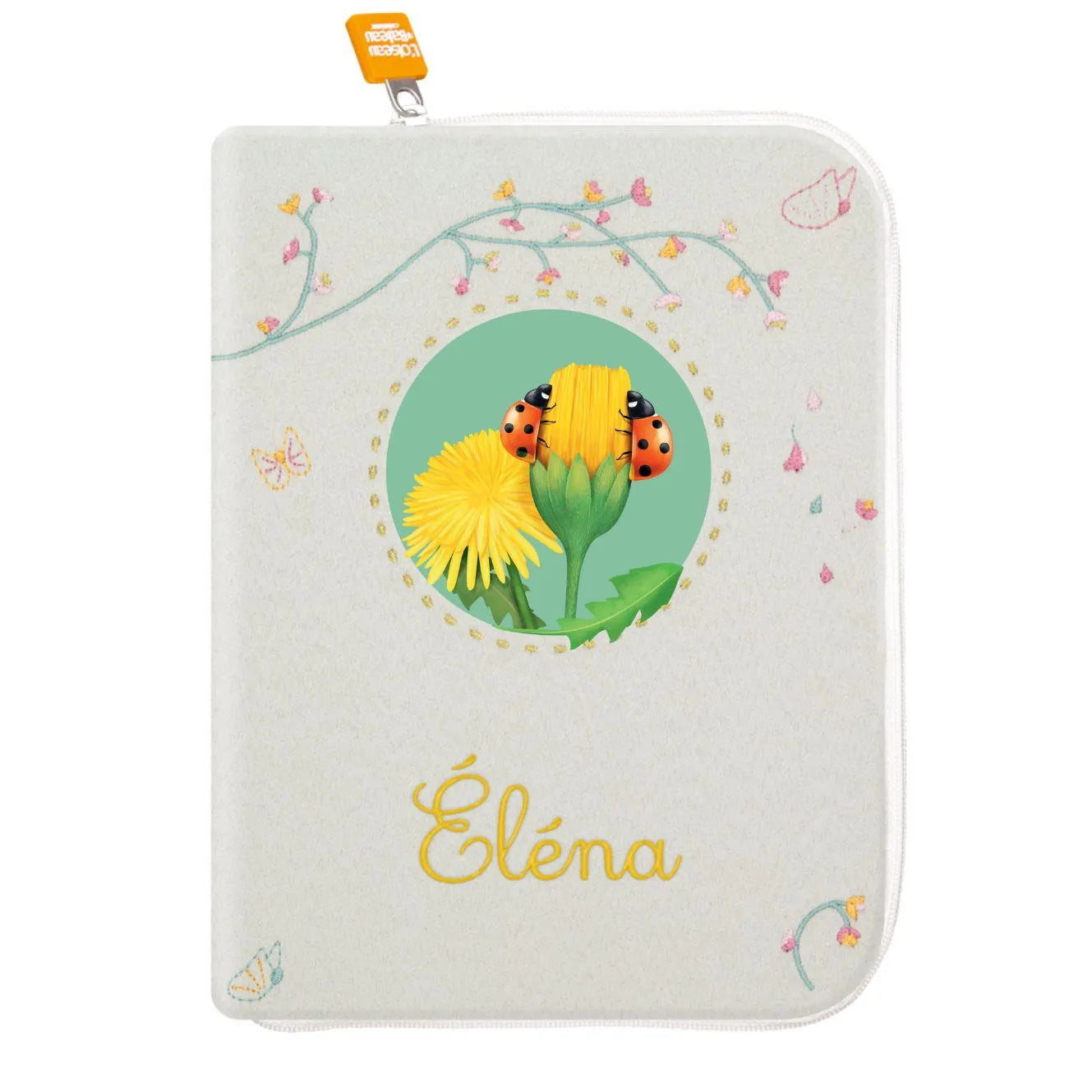 idee protege carnet de sante bebe, protege carnet de sante personnalise, theme daim, couleur jaune, tissus 100% coton oeko tex, cadeau de naissance personnalisé, cadeau de naissance original, design français, marque française, l'oiseau bateau, cadeau de noël bébé, cadeau de noël personnalisé