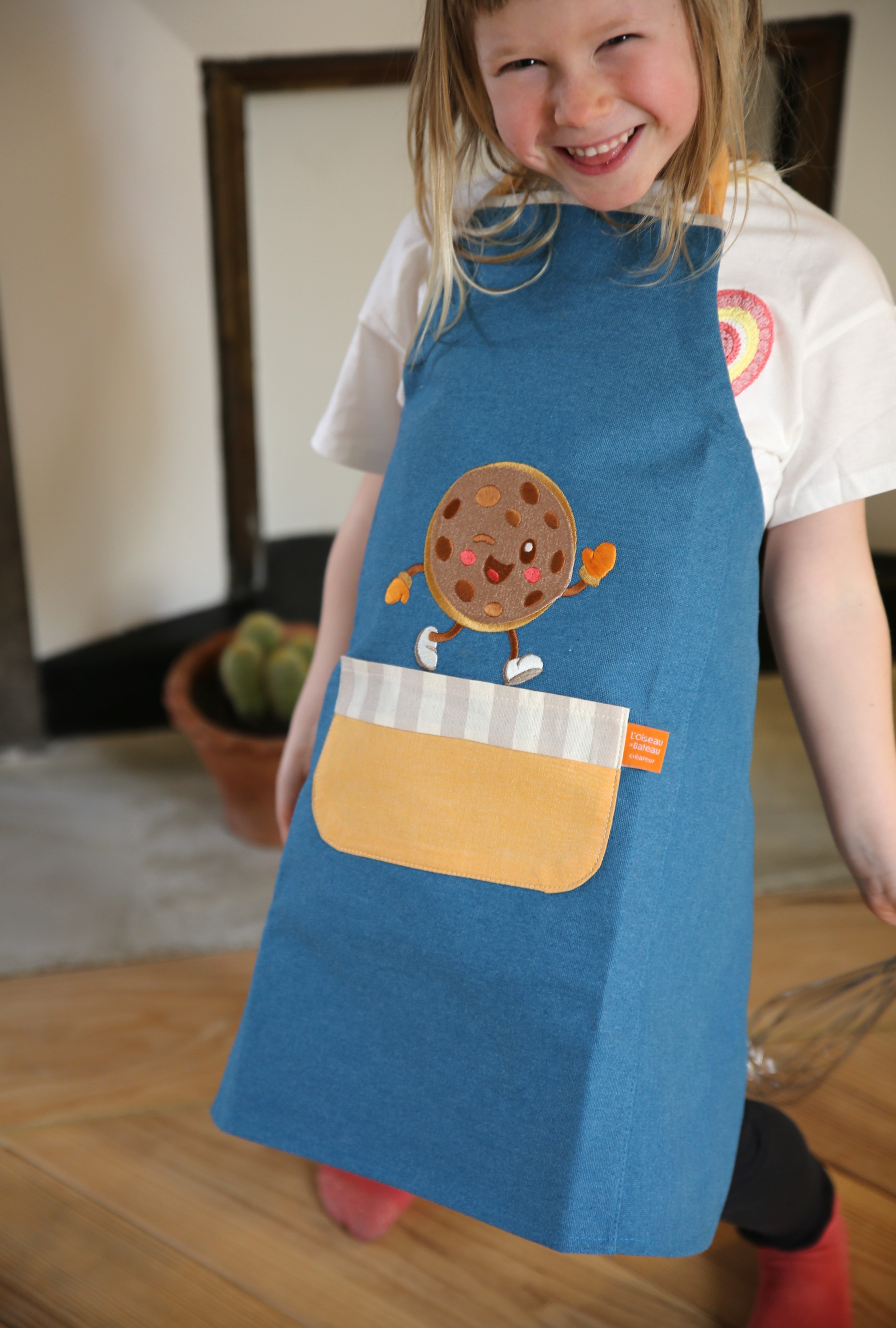 tablier de cuisine enfant, tablier de cuisine enfant personnalisé, tablier enfant, tablier enfant personnalisé, tablier de cuisine garçon, tablier de cuisine garçon personnalisé, tablier de cuisine fille, tablier de cuisine fille personnalisé, tablier de peinture enfant, tablier de peinture enfant personnalisé, tablier bricolage enfant, tablier bricolage enfant personnalisé, tablier jardinage enfant, tablier jardinage enfant personnalisé, idée cadeau enfant personnalisé, idée cadeau enfant originale, 