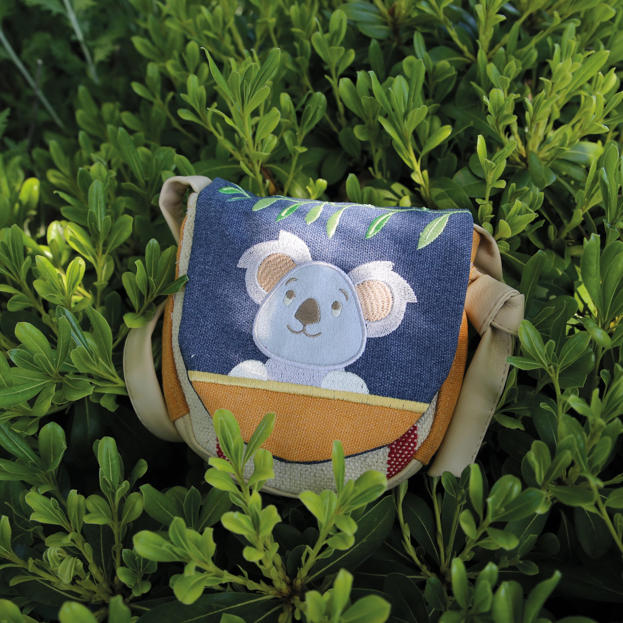 sac bandoulière enfant, sac bandoulière garçon, sac bandoulière bleu, sac à main enfant, sac à main garçon, sac à main garçon bleu, sacoche enfant, sacoche garçon, sac à main bandoulière enfant, sac à main bandoulière garçon, pochette bandoulière enfant, pochette bandoulière garçon, sac besace enfant, sac besace garçon, sac besace bandoulière enfant, sac besace bandoulière garçon, sac bandoulière léger enfant, sac accessoire enfant, sac accessoire garçon, sac enfant lion, sac enfant garçon koala