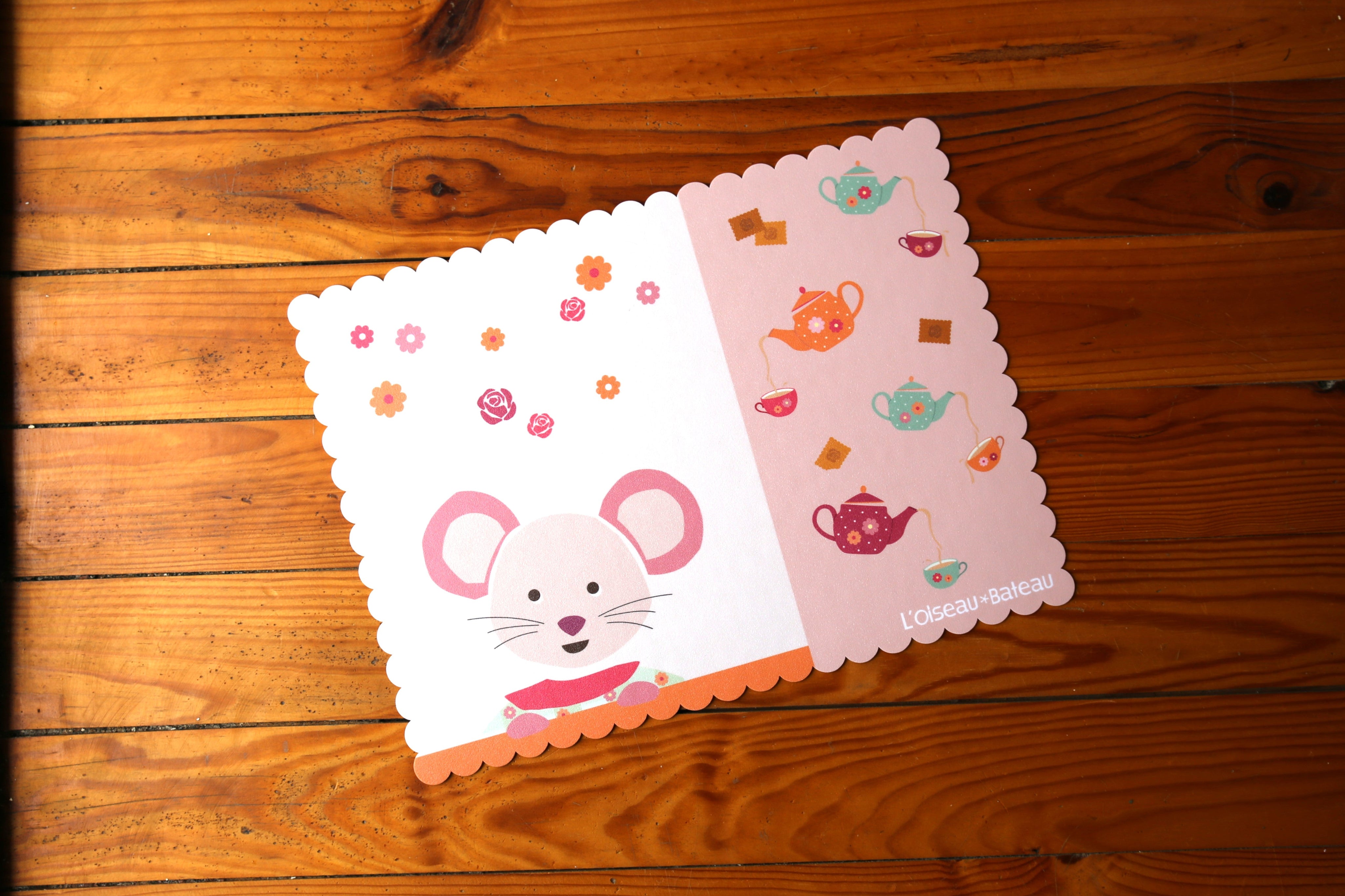 set de table enfant, set de table, set de table vinyle, sete de table, sète de table, set de table rond, set de table plastique, set de table tissu, set de table plastifié, set de table personnalisé, set à table, table set de table, nappe enfant, set de table pour enfant, set de table girly, set de table rigolo, set de table amusant, set de table vintage