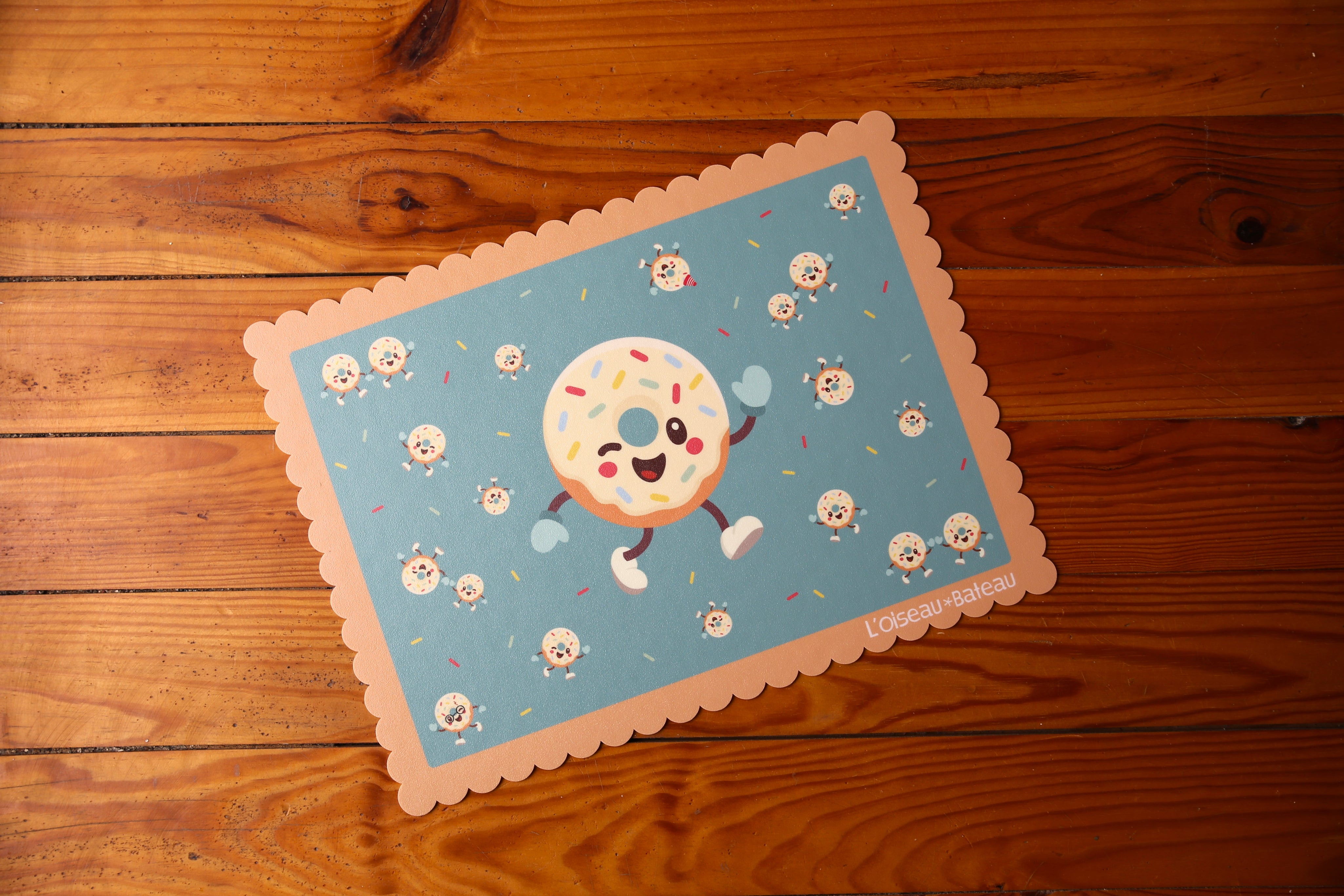 set de table enfant, set de table, set de table vinyle, sete de table, sète de table, set de table rond, set de table plastique, set de table tissu, set de table plastifié, set de table personnalisé, set à table, table set de table, nappe enfant, set de table pour enfant, set de table girly, set de table rigolo, set de table amusant, set de table vintage