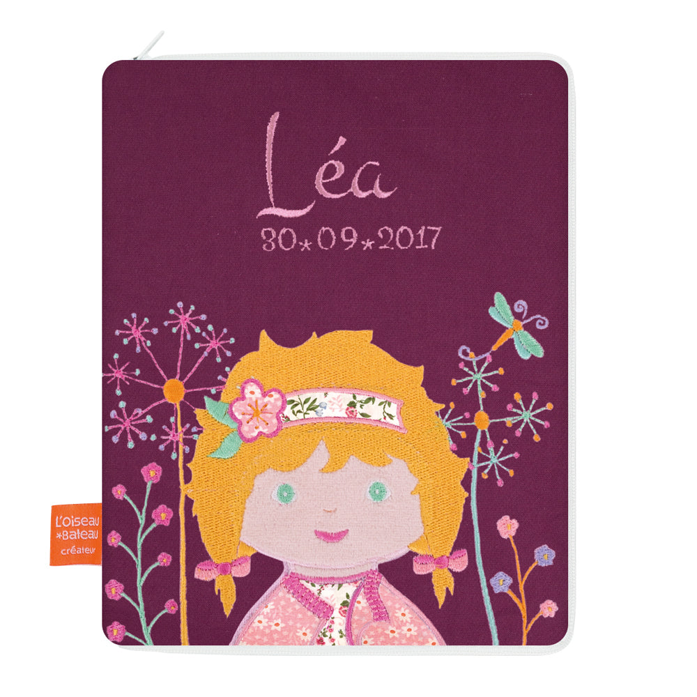 idee protege carnet de sante bebe, protege carnet de sante personnalise, theme boucle d'or et les trois ours, couleur bordeau, tissus 100% coton oeko tex, cadeau de naissance personnalisé, cadeau de naissance original, design français, marque française, l'oiseau bateau.